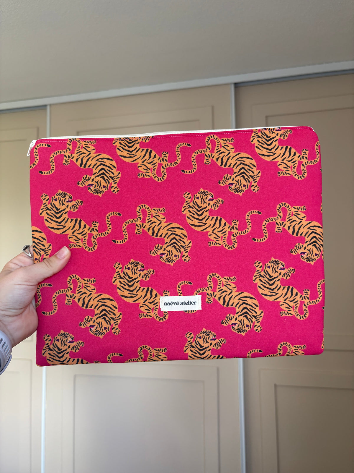Pochette ordinateur tigre